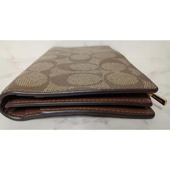 COACH Slim Zip Wallet in Signature Coated Canvas - EUC - Picture 4 of 8